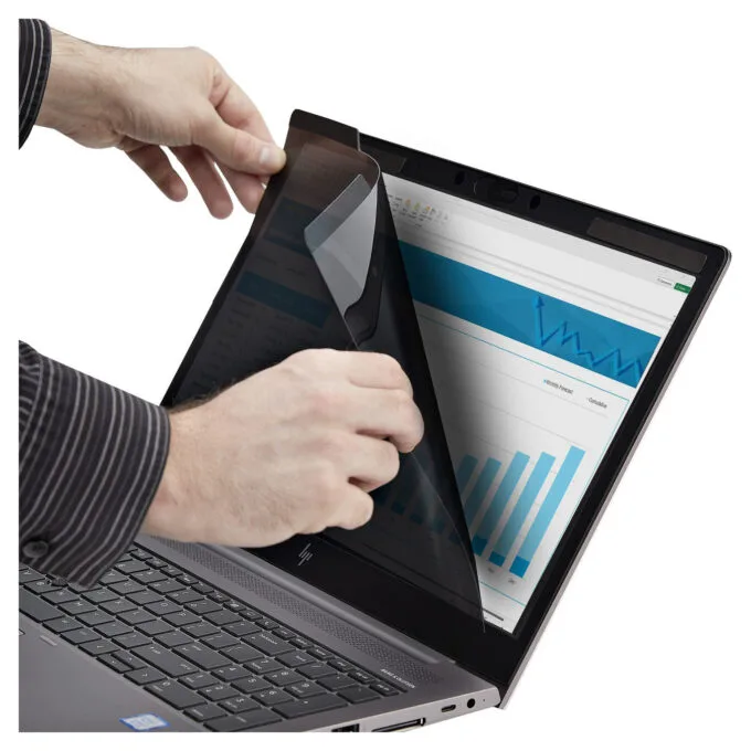 StarTech PRIVACY SCREEN FOR 16 LAPTOP — image 6