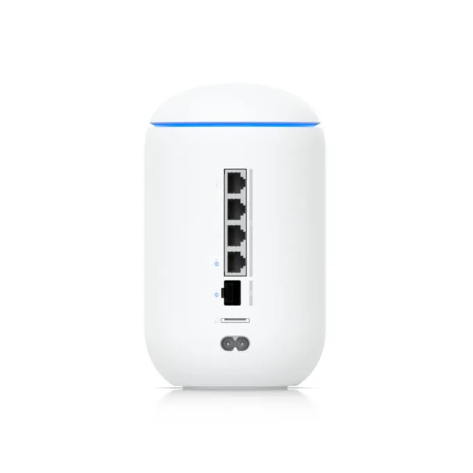 Ubiquiti Dream Router 7 UDR7 - Tri-band Wi-Fi 7 10G SFP+ WAN PoE Switch — image 3