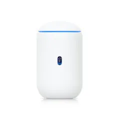 Ubiquiti Dream Router 7 UDR7 - Tri-band Wi-Fi 7 10G SFP+ WAN PoE Switch