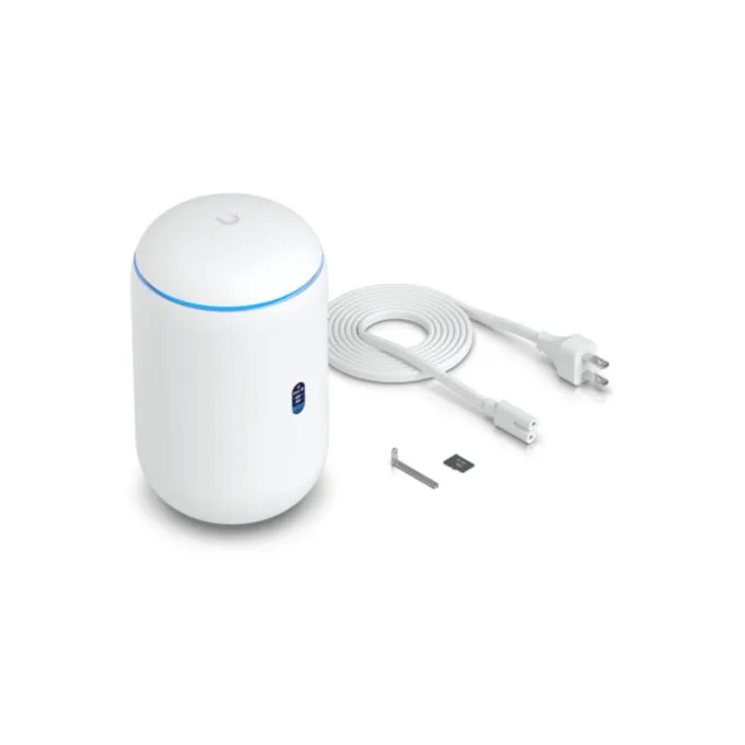 Ubiquiti Dream Router 7 UDR7 - Tri-band Wi-Fi 7 10G SFP+ WAN PoE Switch — image 6
