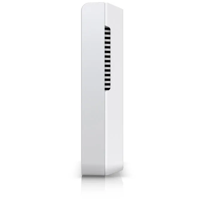 Ubiquiti UniFi U7-Pro Wall - Wi‑Fi 7 Tri-Band Access Point, White, Internal Antennas, 2.5GbE — image 3