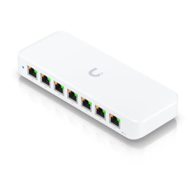 Ubiquiti UniFi USW-Ultra 8-Port - Managed L2 Gigabit Switch, 7x PoE+ + 1x PoE++ — image 7