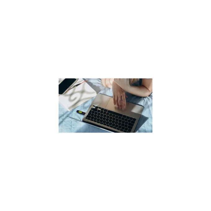 UC300 32 GB, USB-Stick — image 8