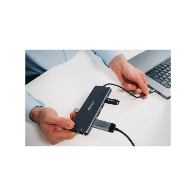 Verbatim USB-C 13-Port Hub CMH-13 Triple Display 100W PD — image 6