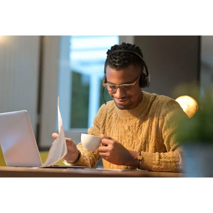 Yealink BH70 Wireless Bluetooth Headset 3-Mic NC BT Dongle & Stand - Dual Teams — image 12