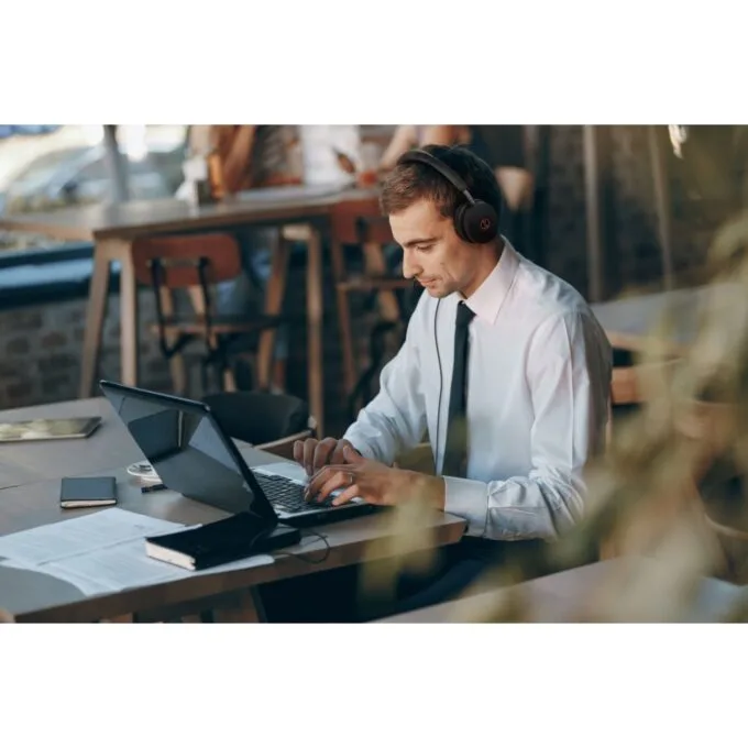 Yealink UH48 Wired USB Headset - 4-Mic Noise Cancelling Hybrid ANC — image 7