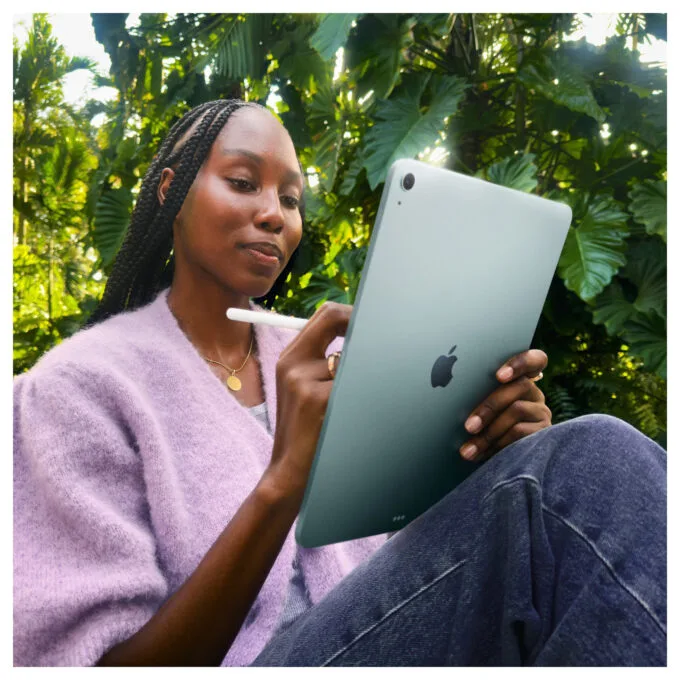 13 Apple iPad Air 13 M4 Wi-Fi 1TB — image 8
