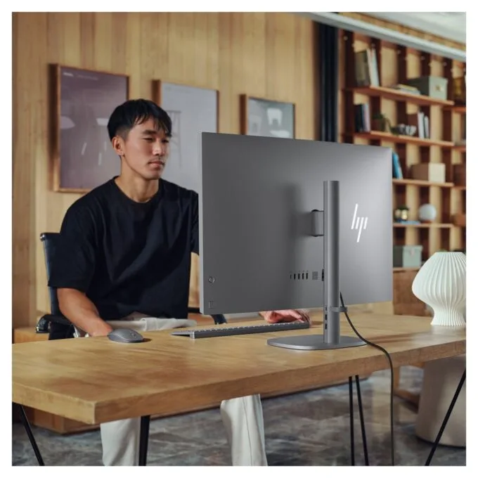 AIO HP OmniStudio X All-in-One PC 32-c0170ng 31,5 CU7 155H 32GB 1TBSSD W11 Home — image 22