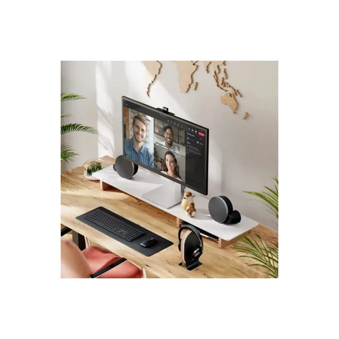 Alogic Clarity Pro Max 32 UHD 4K Monitor with 65W + 8MP Webcam — image 5