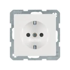Berker 47236089 SCHUKO-Steckdose Berker Q.1 polarweiß. samt
