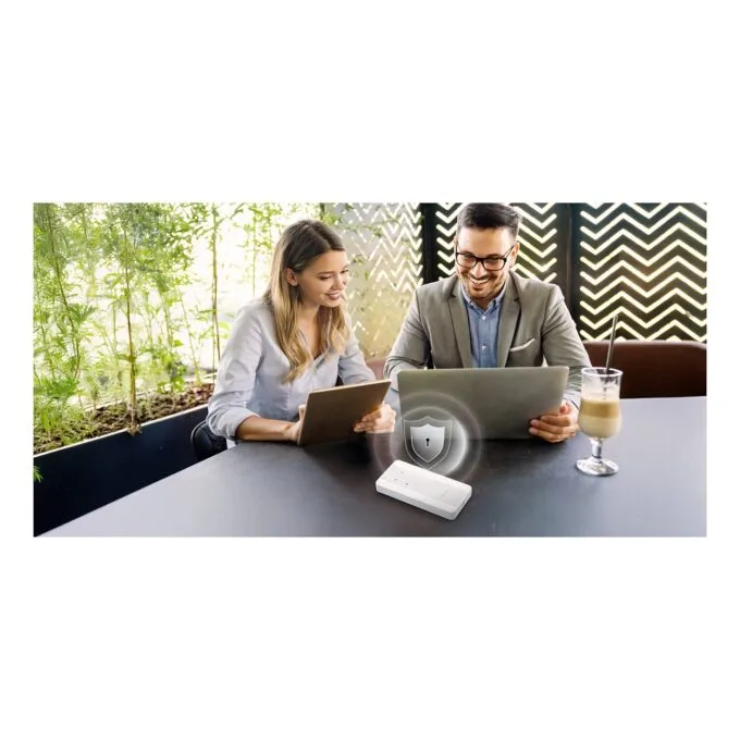 D-Link F518 5G NR AX1800 Wi-Fi 6 Mobile Hotspot — image 8
