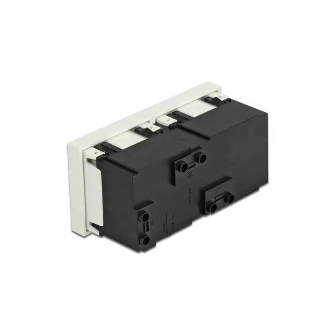Easy 45 Schutzkontakt-Steckdose 2-fach 45°-Anordnung 45 x 45 mm — image 2