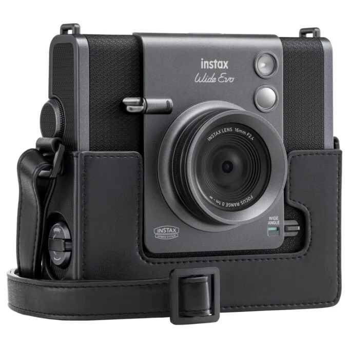 Fujifilm Instax Wide Evo — image 24