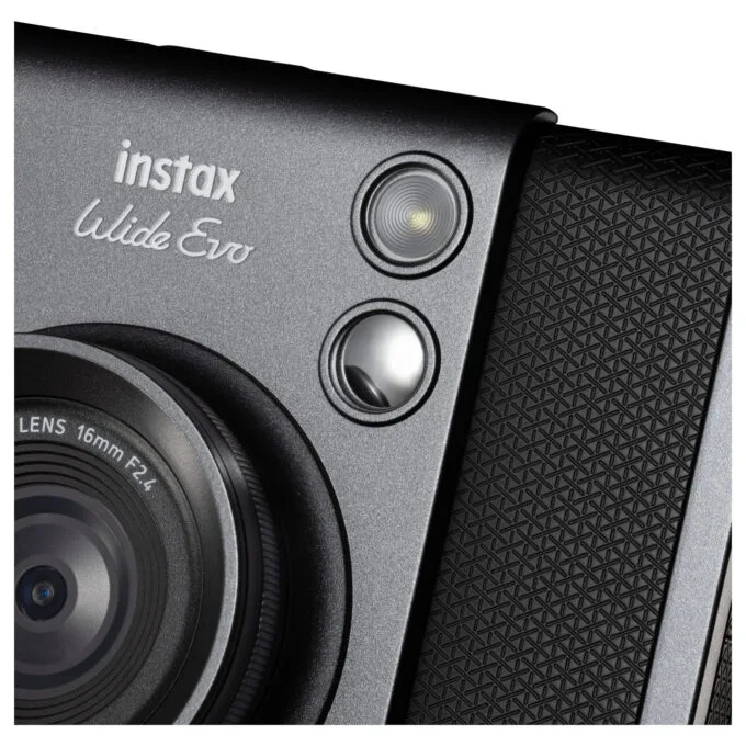 Fujifilm Instax Wide Evo — image 6