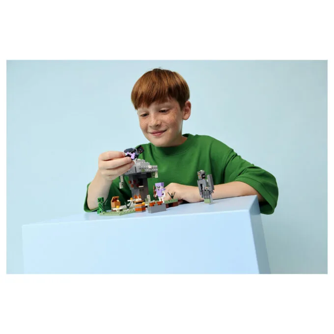 LEGO 21586 Minecraft Blasser Garten — image 13