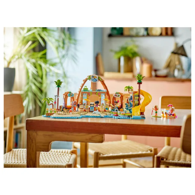 LEGO 42673 Friends Familienurlaub im Strandresort — image 21