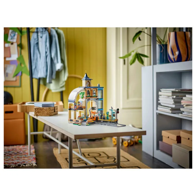 LEGO 60469 City Hauptbahnhof — image 14