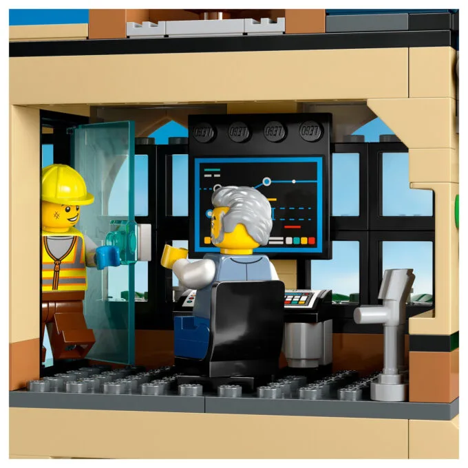 LEGO 60469 City Hauptbahnhof — image 9