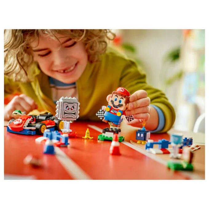 LEGO 72043 Super Mario - Mario Kart: Interaktiver LEGO Mario & Standard-Kart — image 13