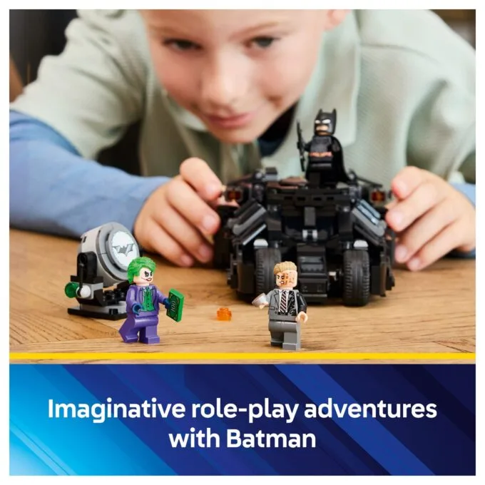 LEGO 76303 DC Super Heroes Batman Tumbler vs. Two Face & The Joker — image 19