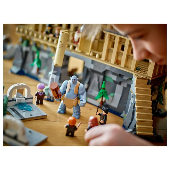 LEGO Harry Potter Schloss Hogwarts: Die Große Halle 76435 — image 13