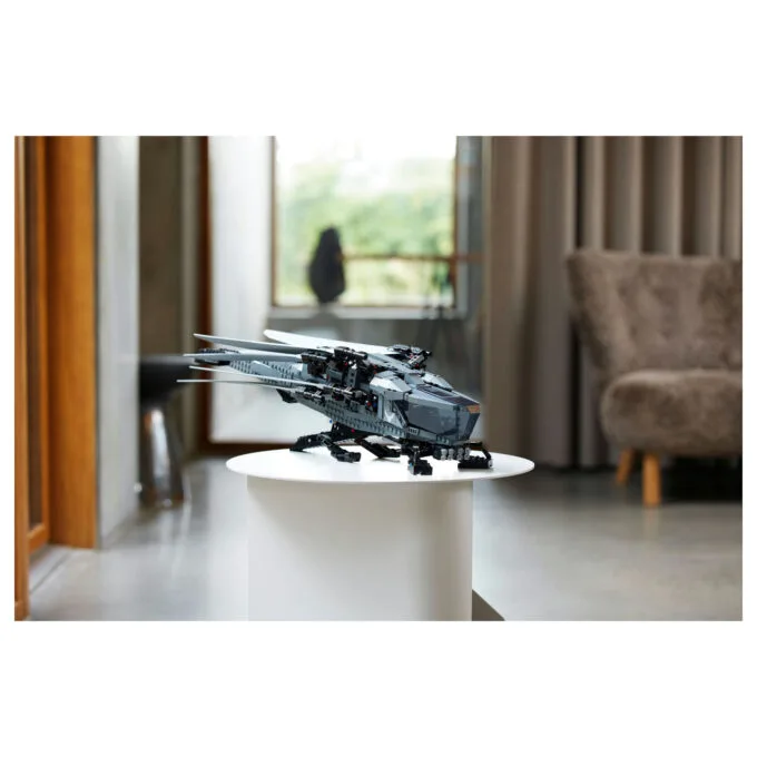 LEGO Icons Dune Atreides Royal Ornithopter 10327 — image 25