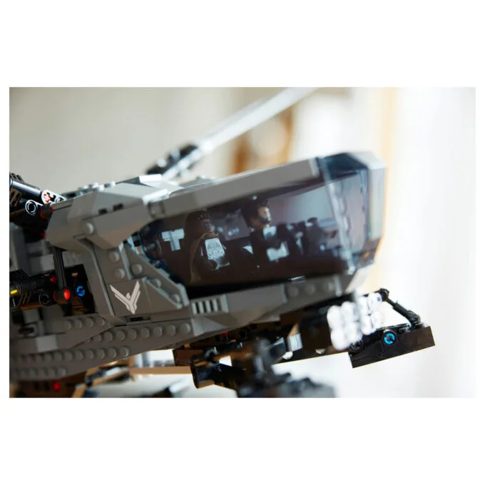 LEGO Icons Dune Atreides Royal Ornithopter 10327 — image 31