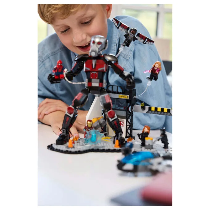 LEGO Super Heroes Marvel Captain America: Civil War Actionduell 76314 — image 13