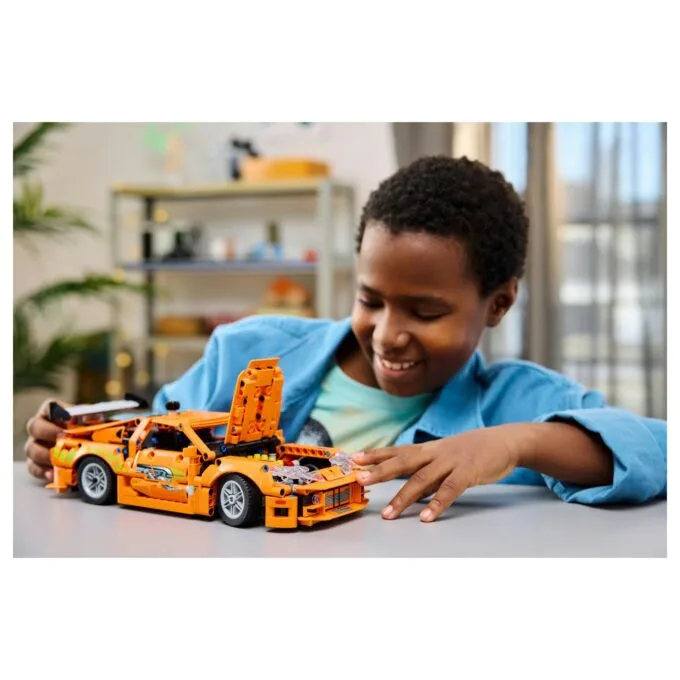 LEGO Technic Fast and Furious Toyota Supra 42204 — image 31