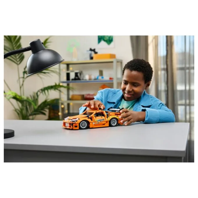 LEGO Technic Fast and Furious Toyota Supra 42204 — image 33