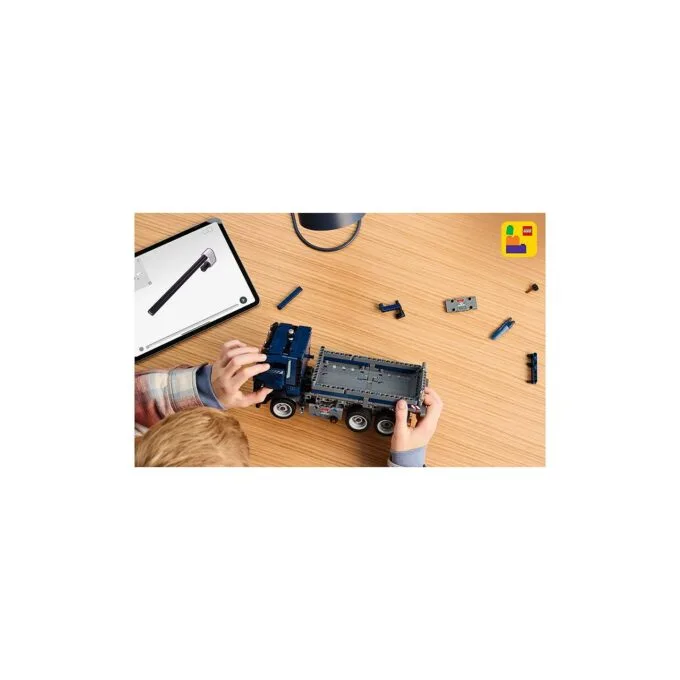 LEGO Technic Kipplaster 42203 — image 15