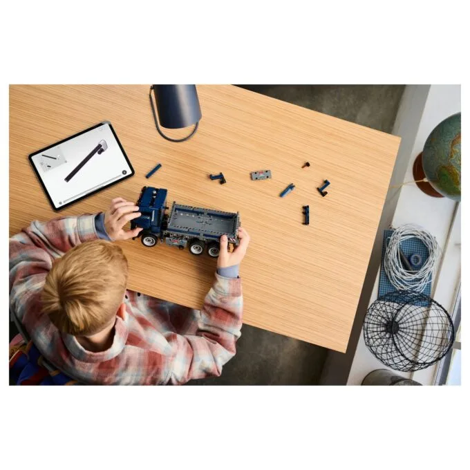 LEGO Technic Kipplaster 42203 — image 16