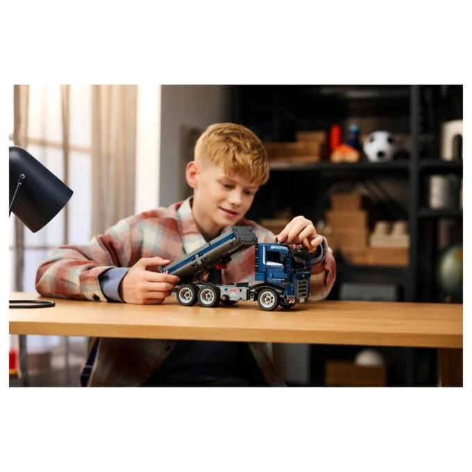 LEGO Technic Kipplaster 42203 — image 24