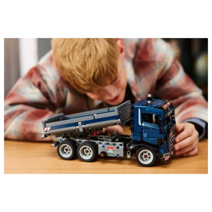 LEGO Technic Kipplaster 42203 — image 29