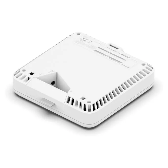 Netgear WBE758-111EUS Wifi7 — image 8