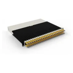 Patchbox patchbox.one Kabeleinzugssystem 8RU STP (0.8 m) mit 24 Kassetten. Patchkabel Cat. 6a. U FTP. PoE. Kabel gelb