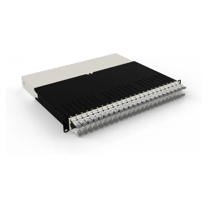 Patchbox patchbox.one Kabeleinzugssystem 8RU STP (0.8 m) mit 24 Kassetten. Patchkabel Cat. 6a. U FTP. PoE. Kabel weiß — image 1