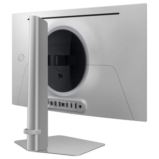 Samsung Odyssey G610SU Gaming Monitor 68,6cm — image 6