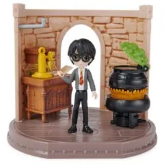 Spinmaster Wizarding World Harry Potter - Hogwarts Zaubertrnke Klassenzimmer Spielset mit exklusiver Harry Potter Sam...