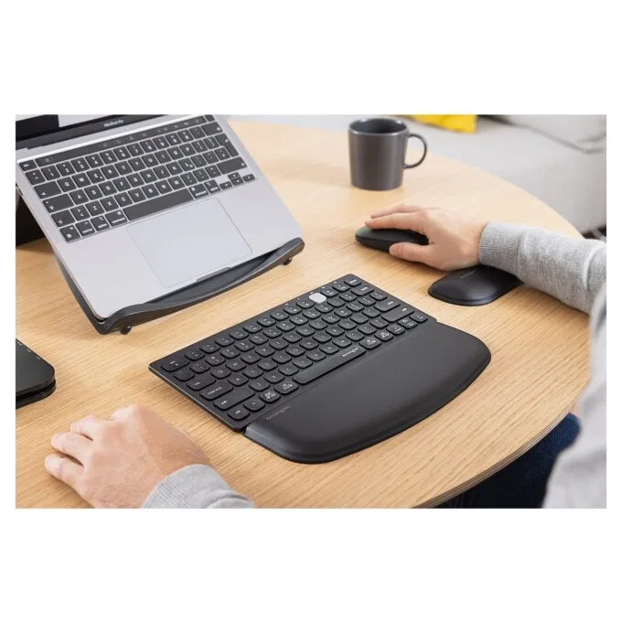 Kensington ErgoSoft wrist rest — image 15