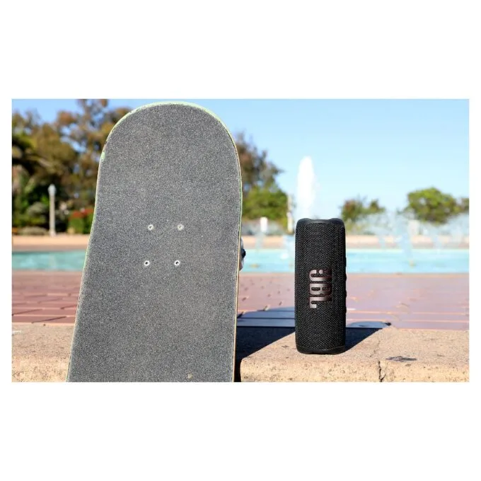 JBL Flip 6 — image 11