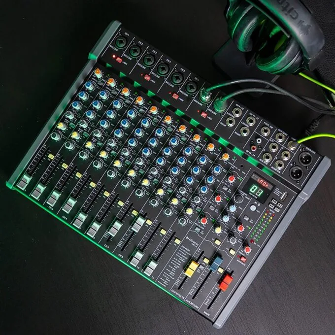 Citronic CMC-16 16ch Mixer Console with DSP USB Play-Record BT & PC Connectivity 170.942UK — image 3