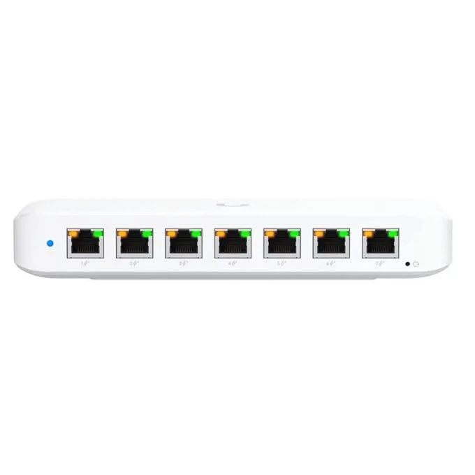 Ubiquiti UniFi Switch Ultra PoE Gigabit 8-Ports 7 PoE USW-ULTRA (42W) — image 1