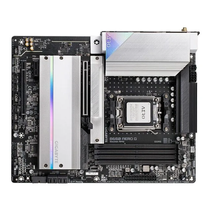 GIGABYTE B650 AERO G motherboard — image 3