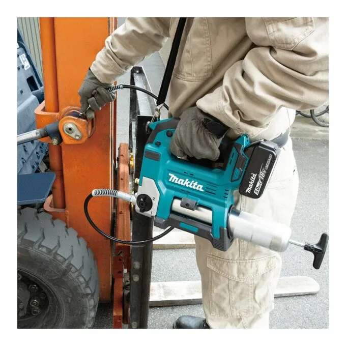 Makita DGP180Z power grease gun — image 19