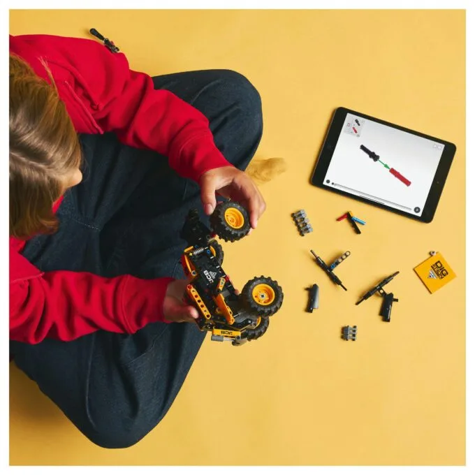 LEGO Technic Monster Jam DIGatron Pull-Back — image 6