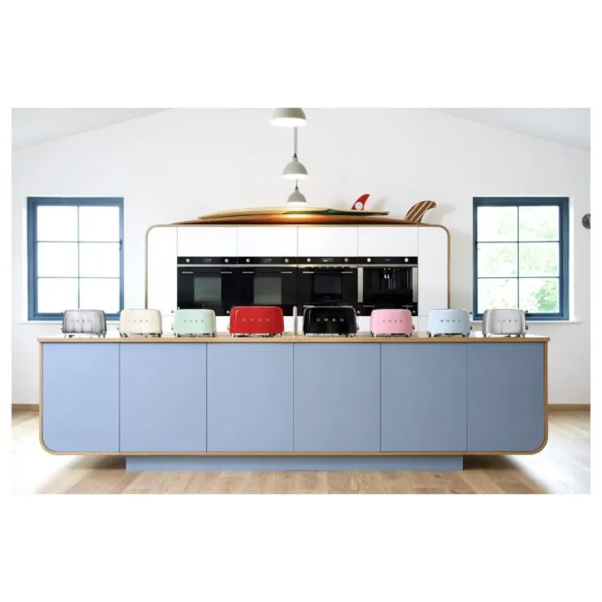 Smeg TSF01PGEU toaster — image 8