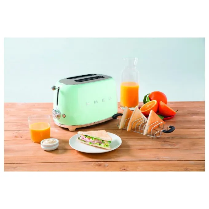 Smeg TSF01PGEU toaster — image 9