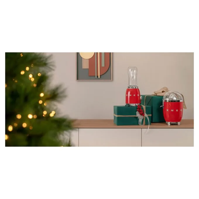 Smeg PBF01RDEU blender — image 4