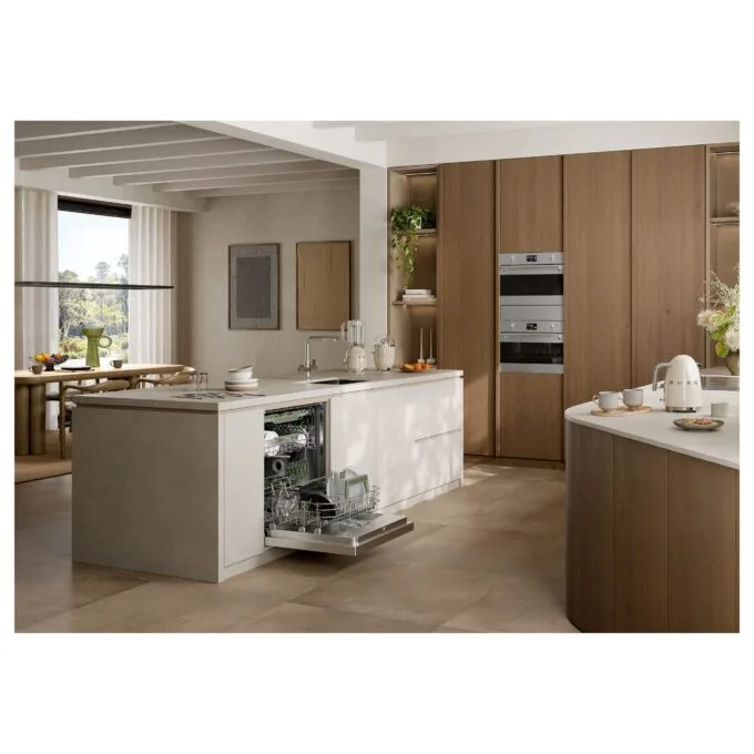 Smeg BLF03CREU blender — image 8
